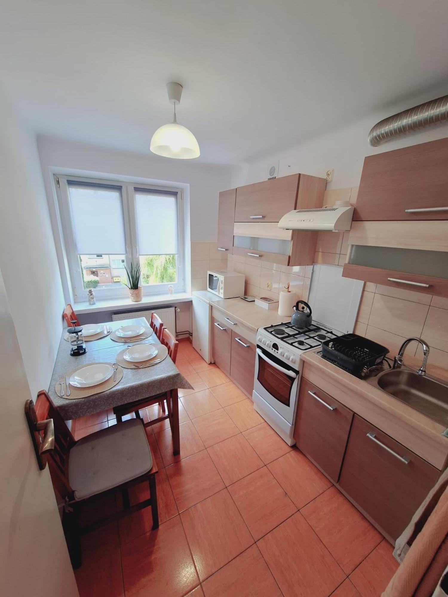 Apartament Dwupokojowy Z Balkonem 斯维诺乌伊希切 外观 照片
