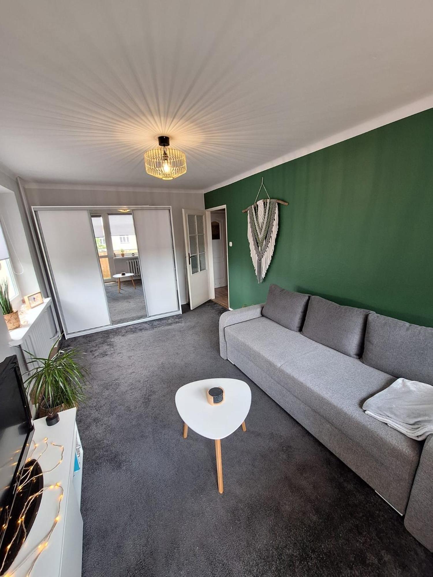 Apartament Dwupokojowy Z Balkonem 斯维诺乌伊希切 外观 照片