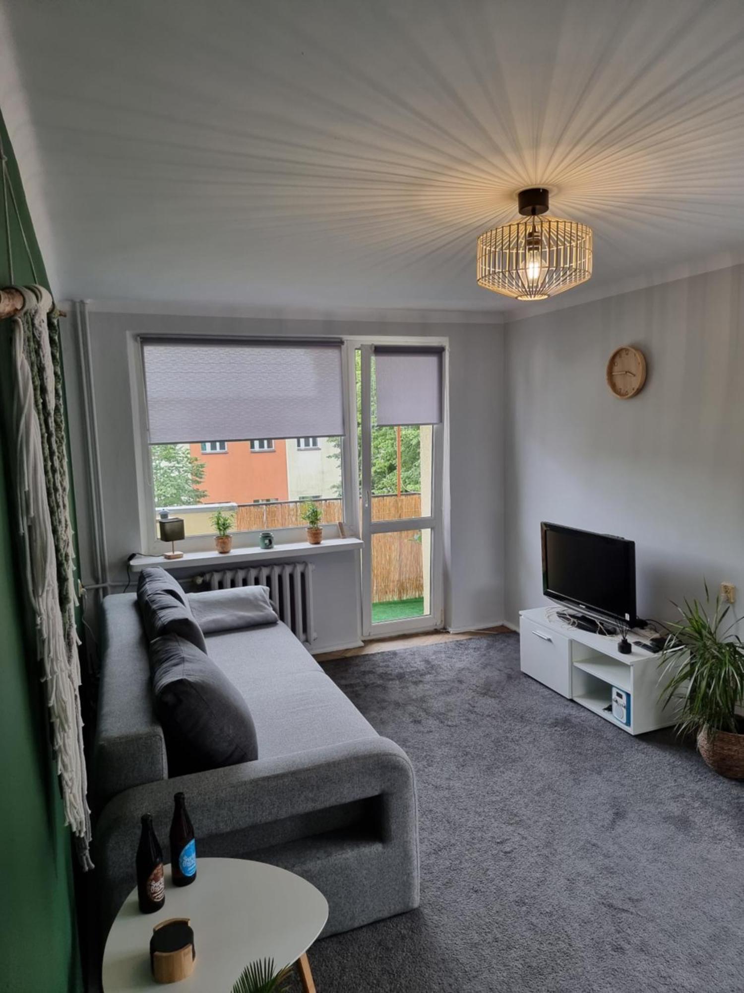 Apartament Dwupokojowy Z Balkonem 斯维诺乌伊希切 外观 照片